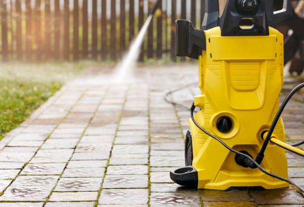 Best Driveway Pressure Washing  in Willard, OH
