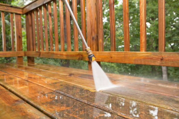 Professional  Pressure Washing Services in Willard, OH